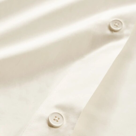 New! Quince Classic Organic Percale King Duvet Cover in Ivory - Picture 3 of 5